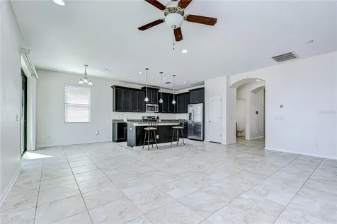 4736 Woods Landing Lane Tampa FL 33619