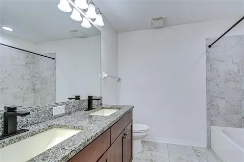 4736 Woods Landing Lane Tampa FL 33619