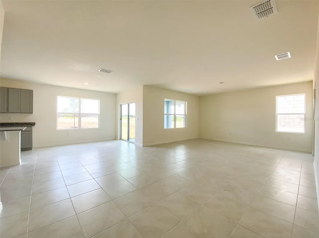 495 Lily Lane Davenport FL 33837