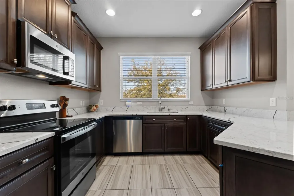 29913 Southwell Lane Wesley Chapel FL 33543