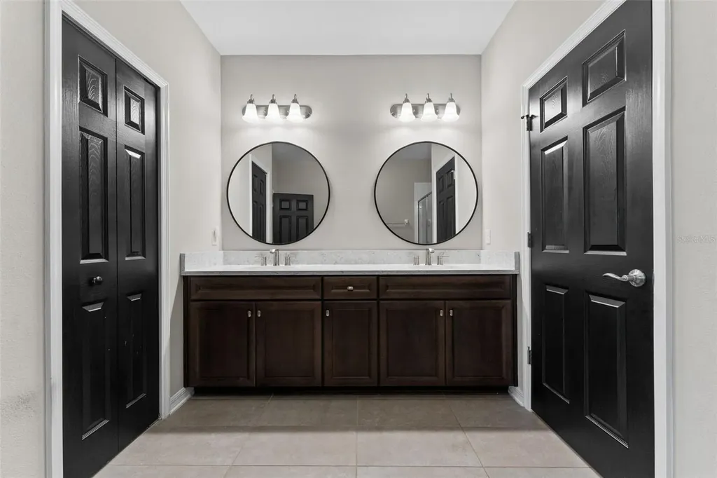 29913 Southwell Lane Wesley Chapel FL 33543