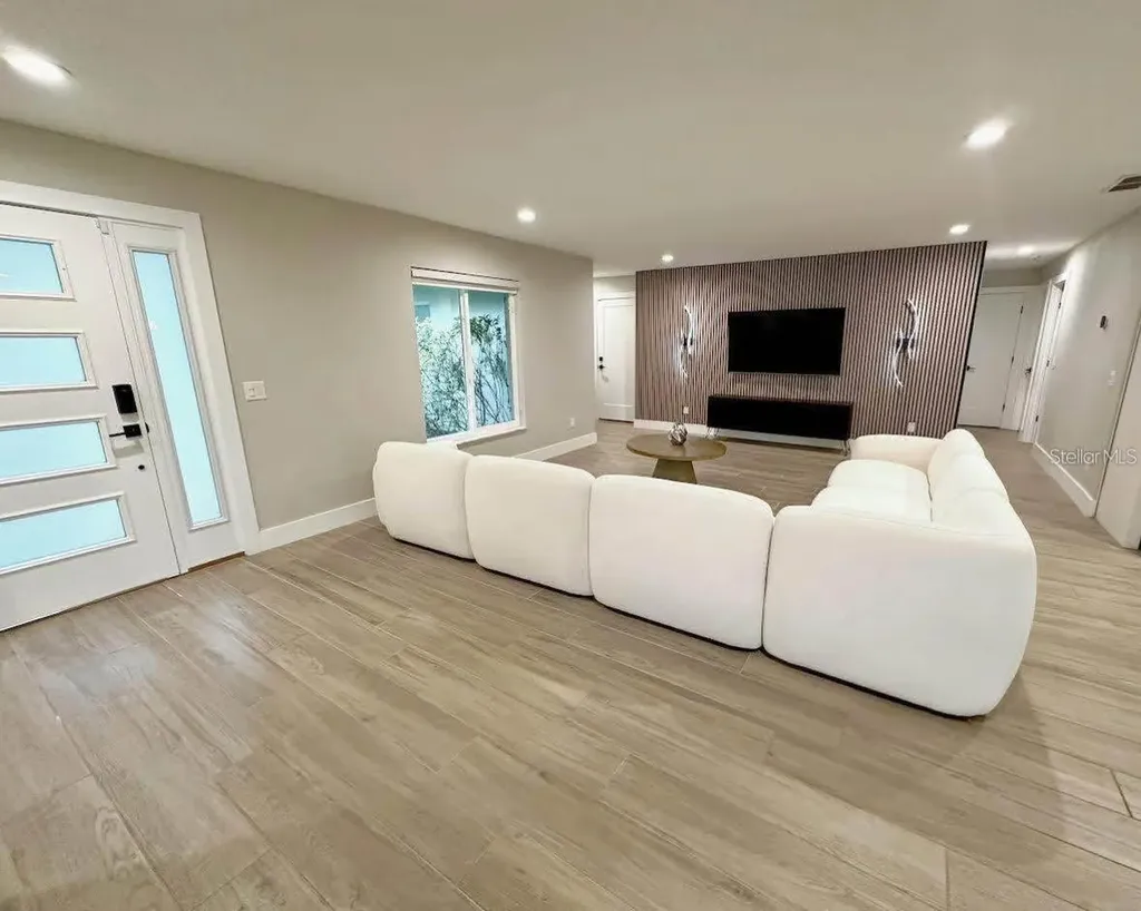 213 W Tilden Street Winter Garden FL 34787