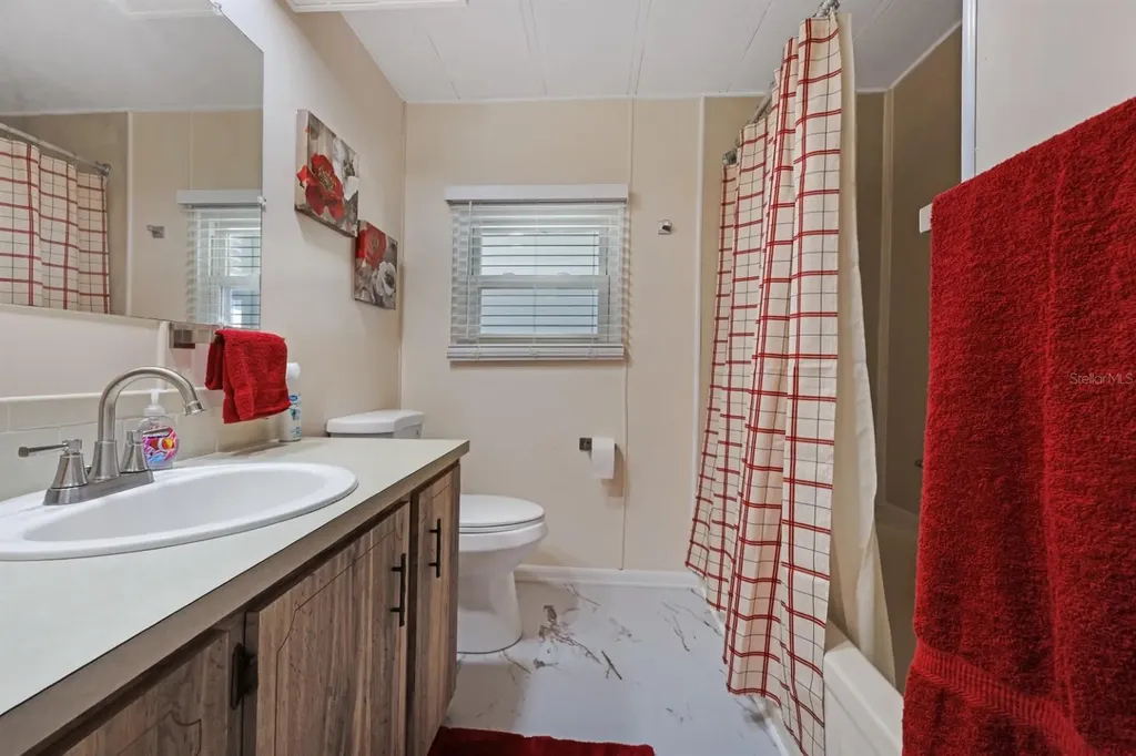 2100 Kings Highway Port Charlotte FL 33980