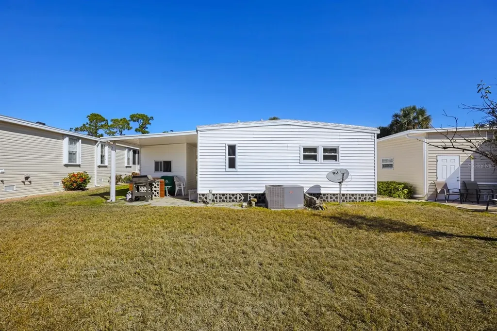 2100 Kings Highway Port Charlotte FL 33980
