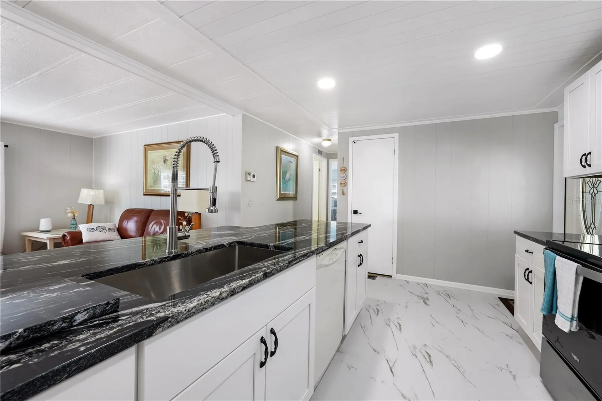 2100 Kings Highway Port Charlotte FL 33980