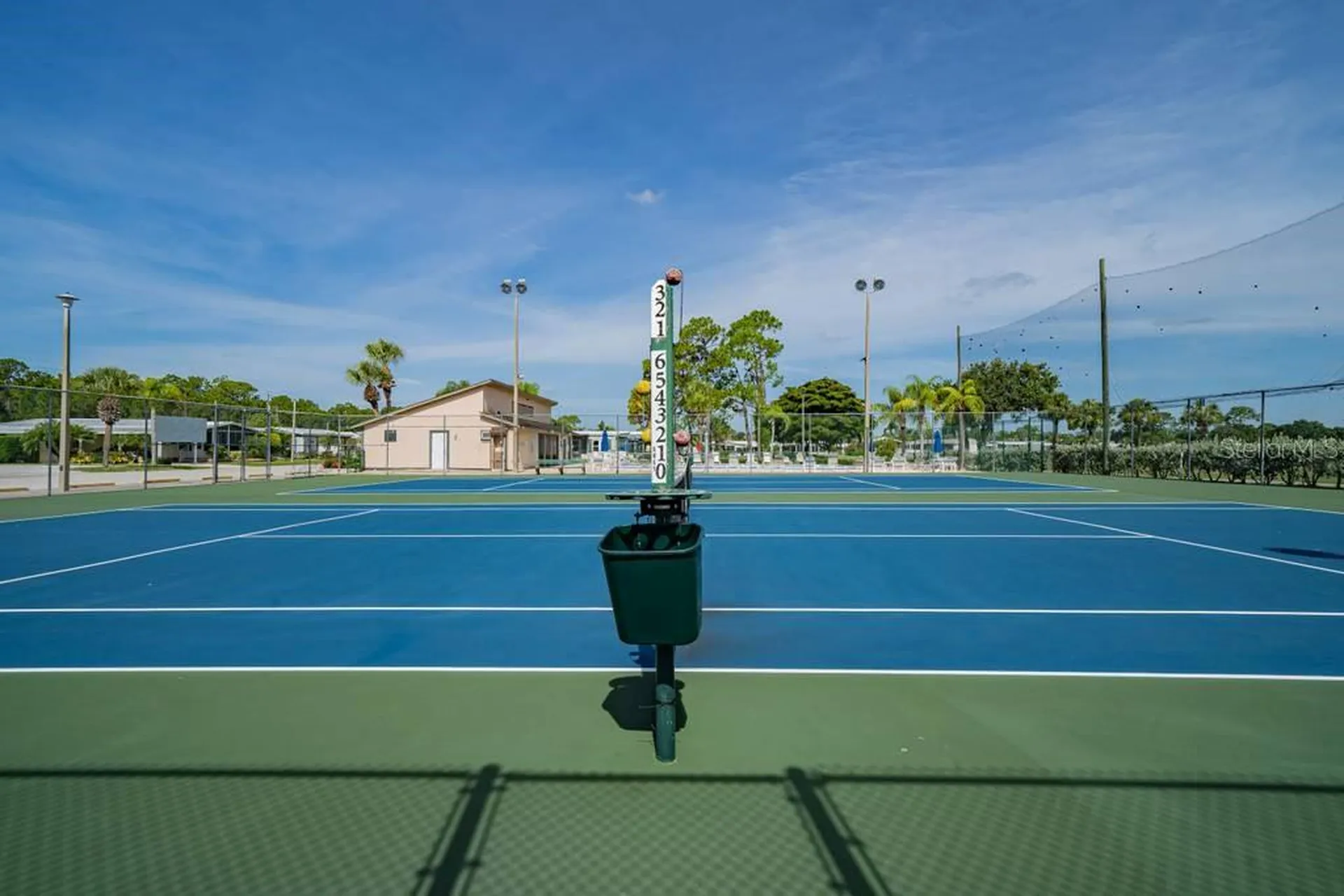 2100 Kings Highway Port Charlotte FL 33980