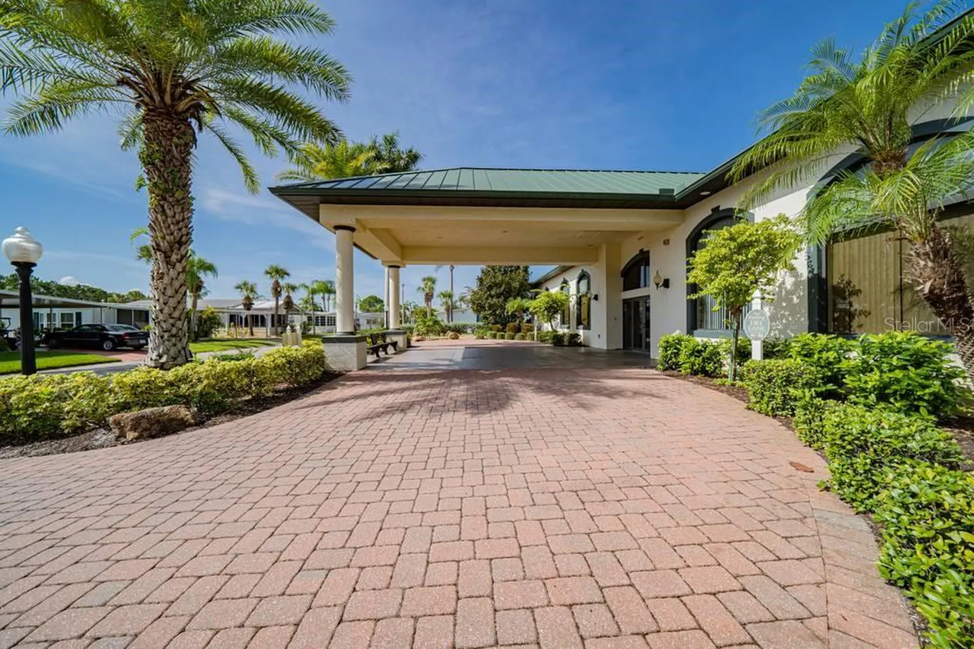 2100 Kings Highway Port Charlotte FL 33980