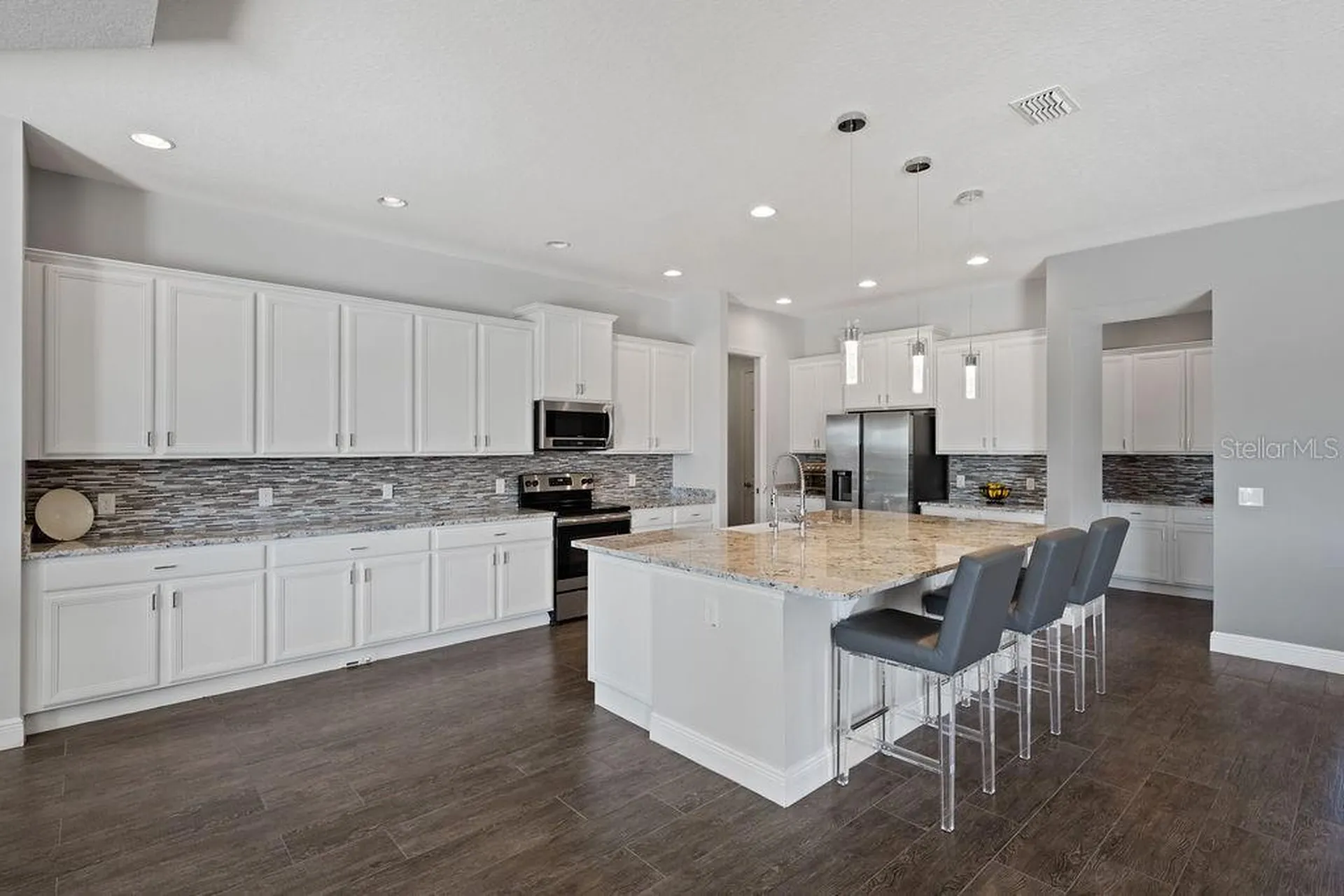 840 Spinnaker Way Kissimmee FL 34746