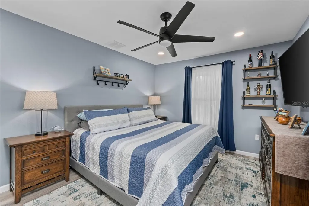 297 Lakeview Drive Tarpon Springs FL 34689