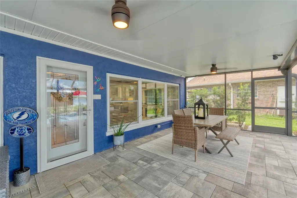 297 Lakeview Drive Tarpon Springs FL 34689