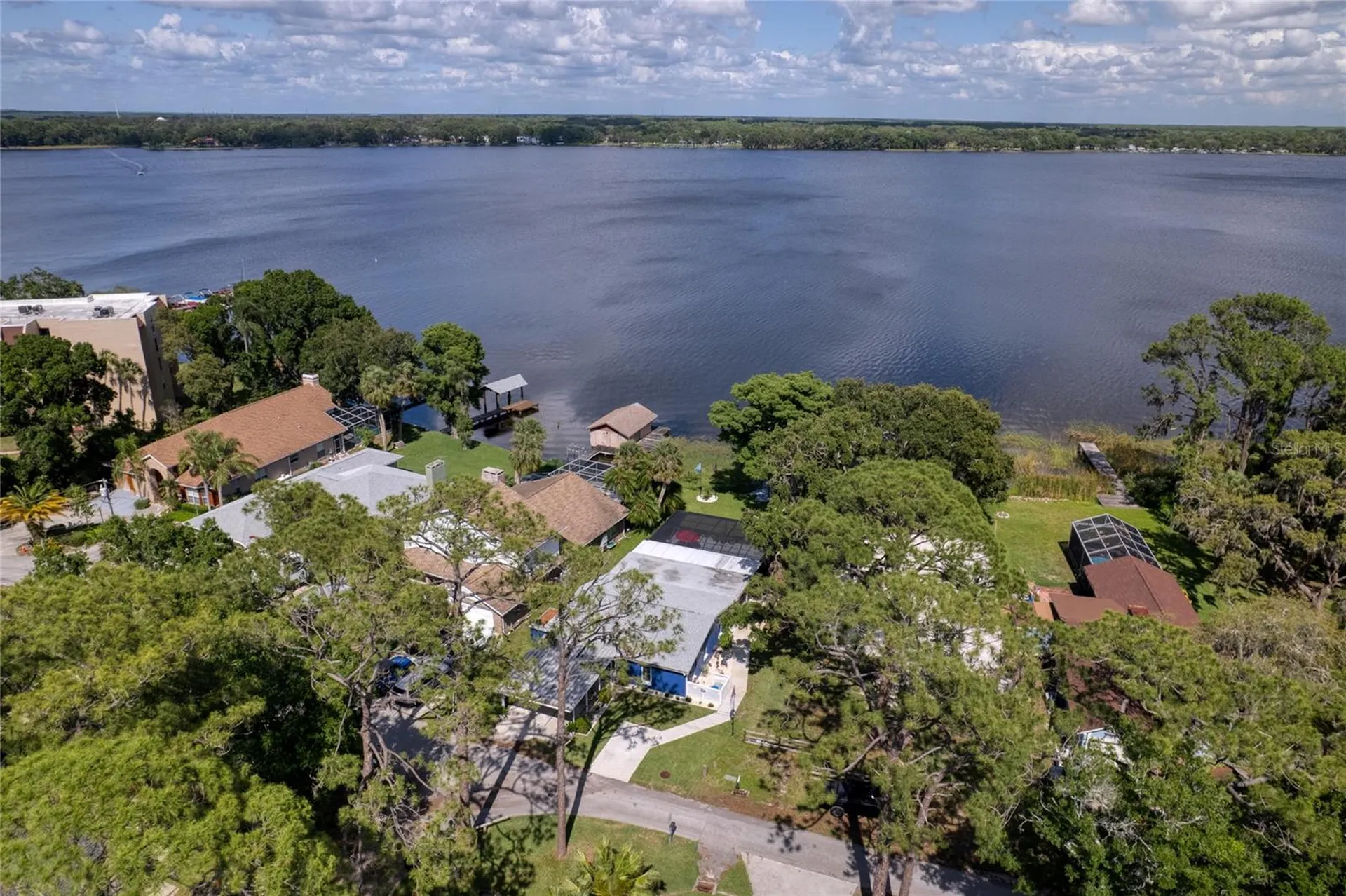 297 Lakeview Drive Tarpon Springs FL 34689