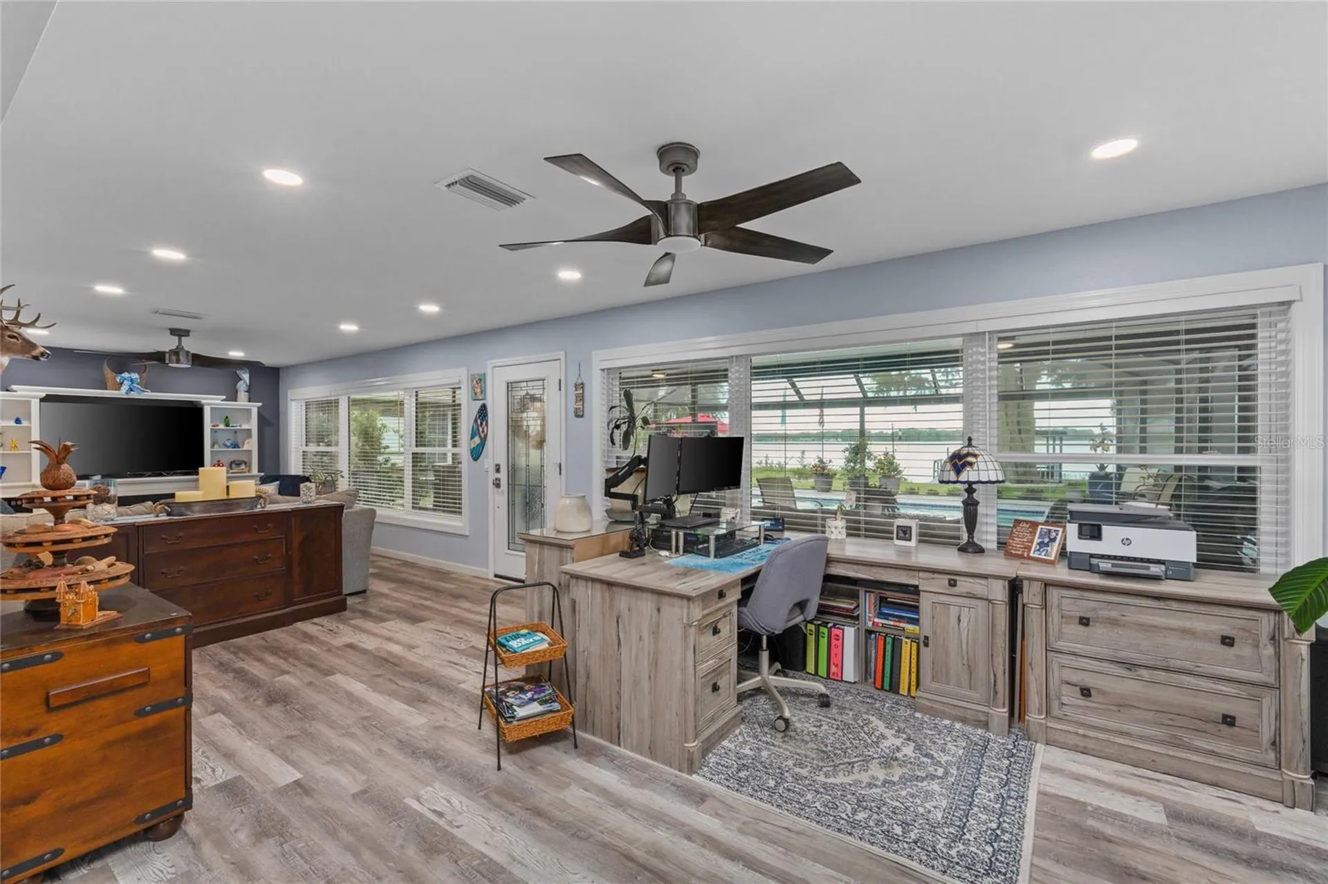 297 Lakeview Drive Tarpon Springs FL 34689
