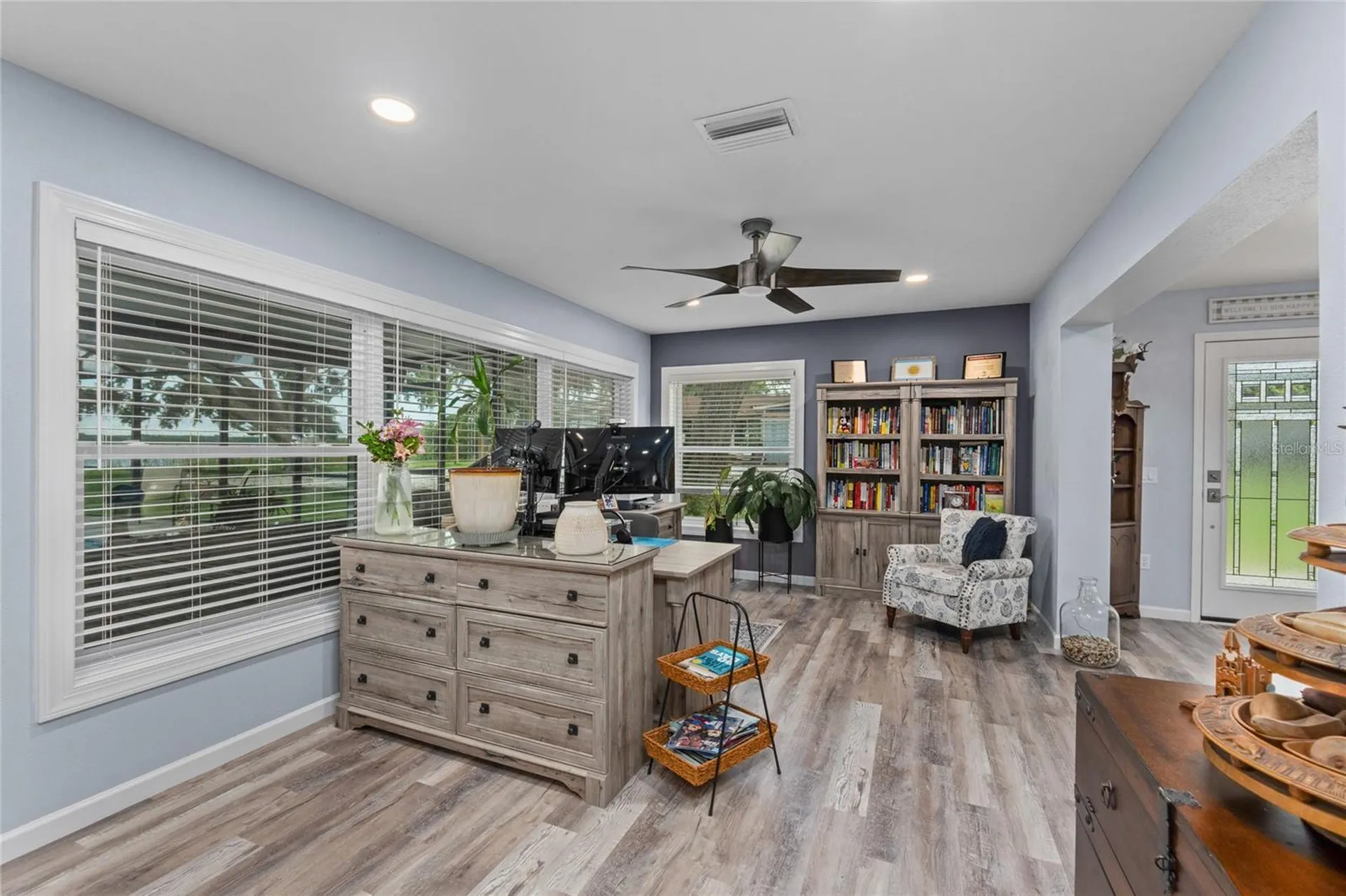 297 Lakeview Drive Tarpon Springs FL 34689