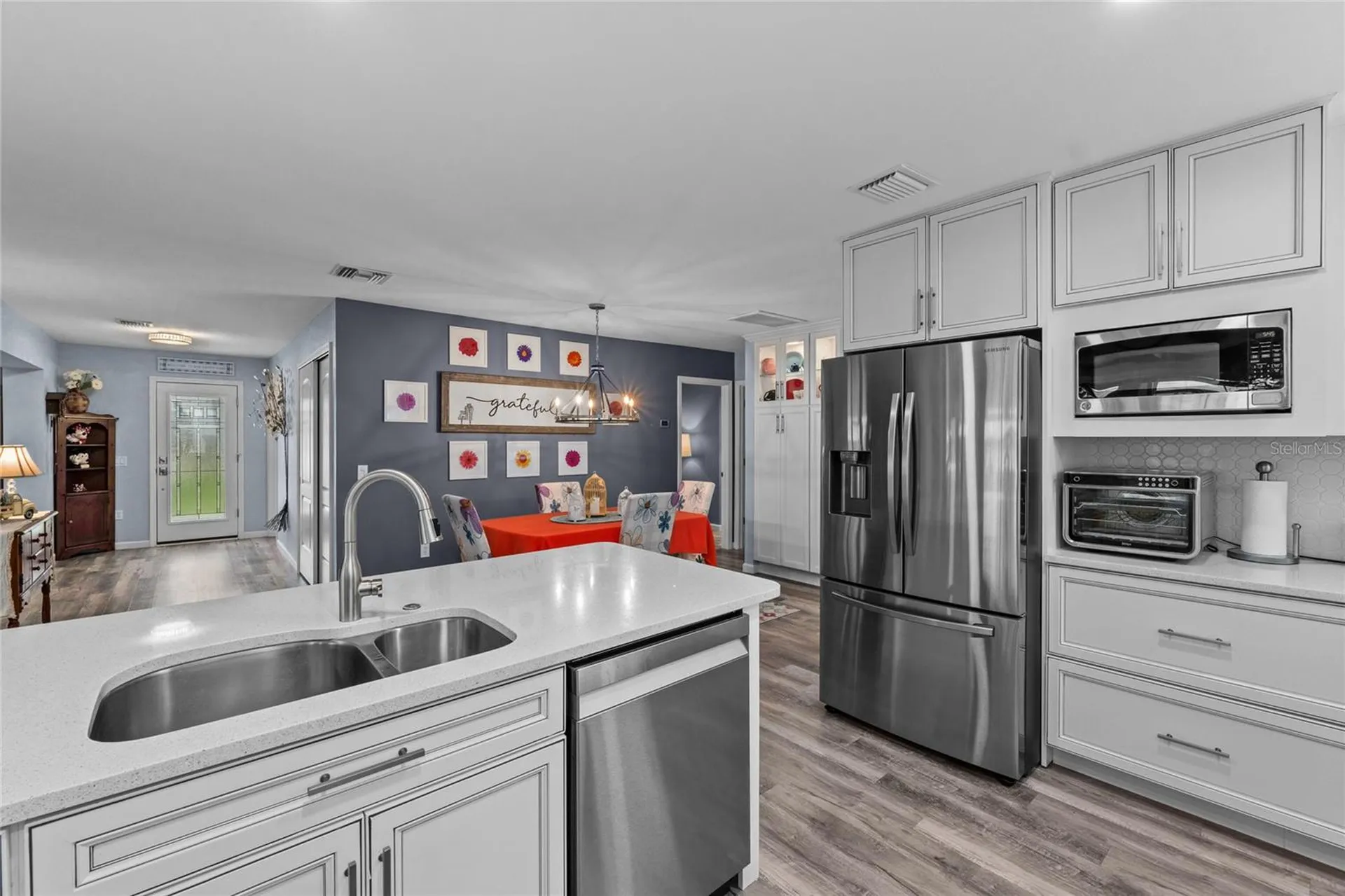 297 Lakeview Drive Tarpon Springs FL 34689