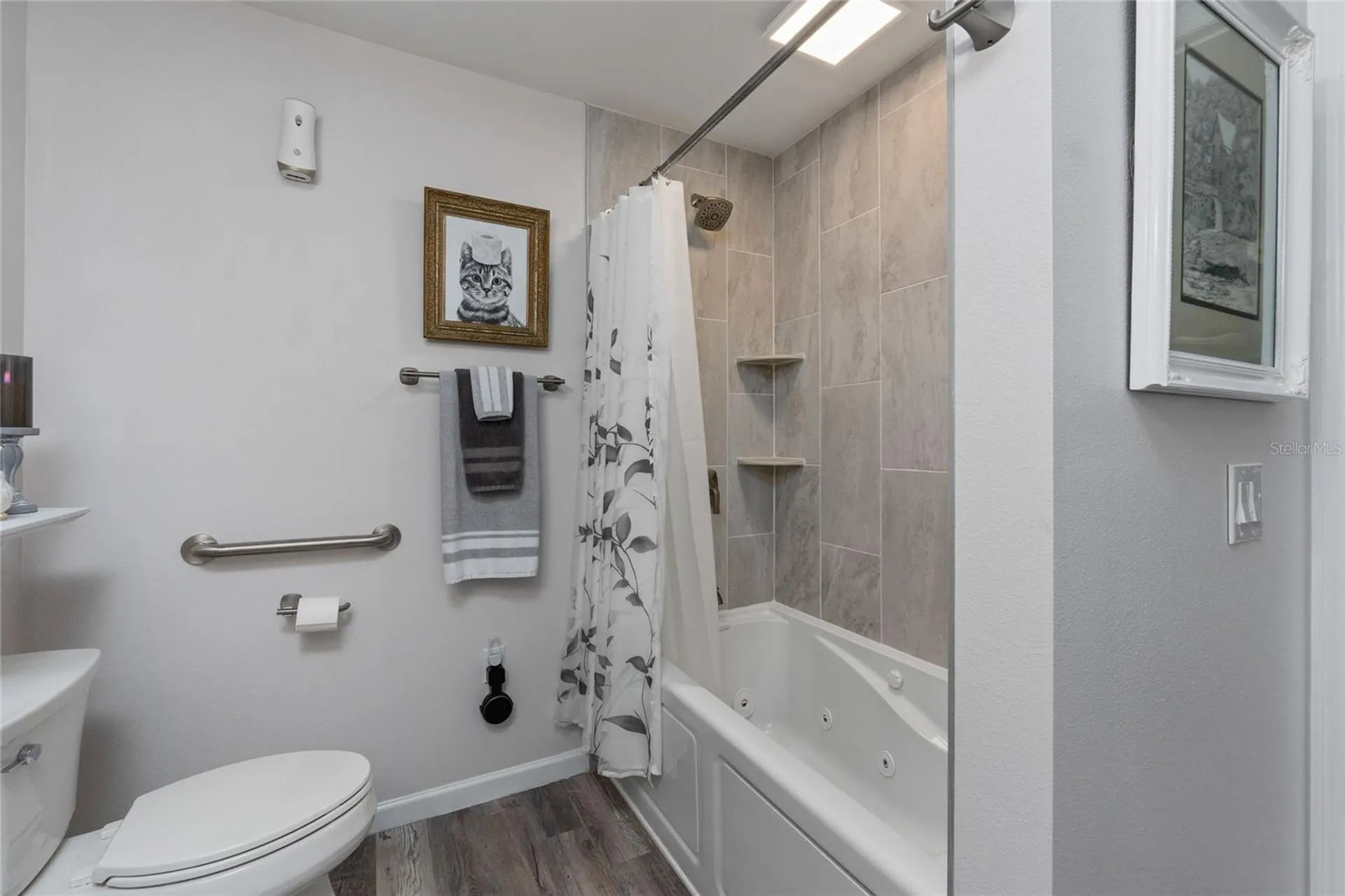 297 Lakeview Drive Tarpon Springs FL 34689