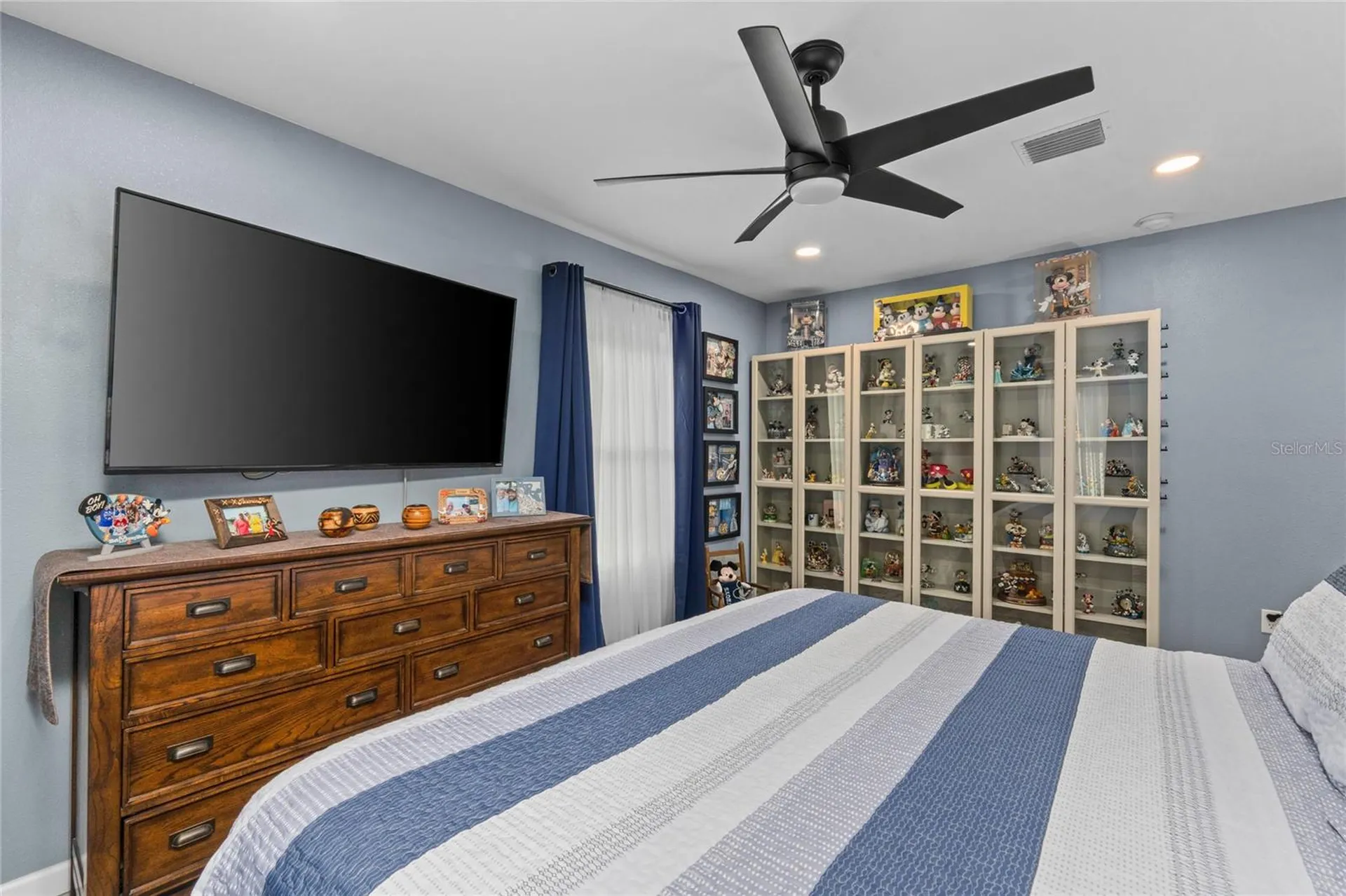 297 Lakeview Drive Tarpon Springs FL 34689