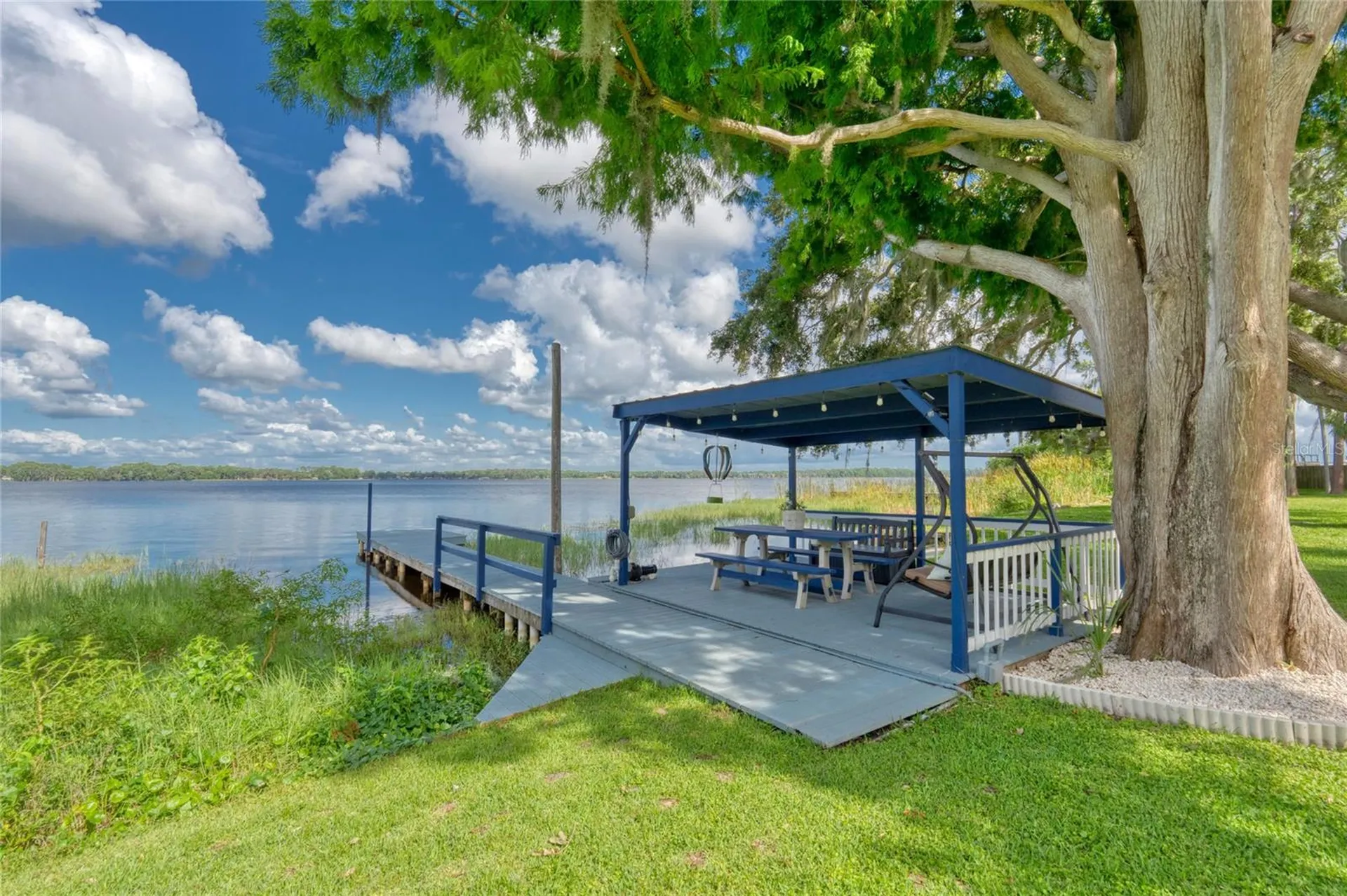 297 Lakeview Drive Tarpon Springs FL 34689