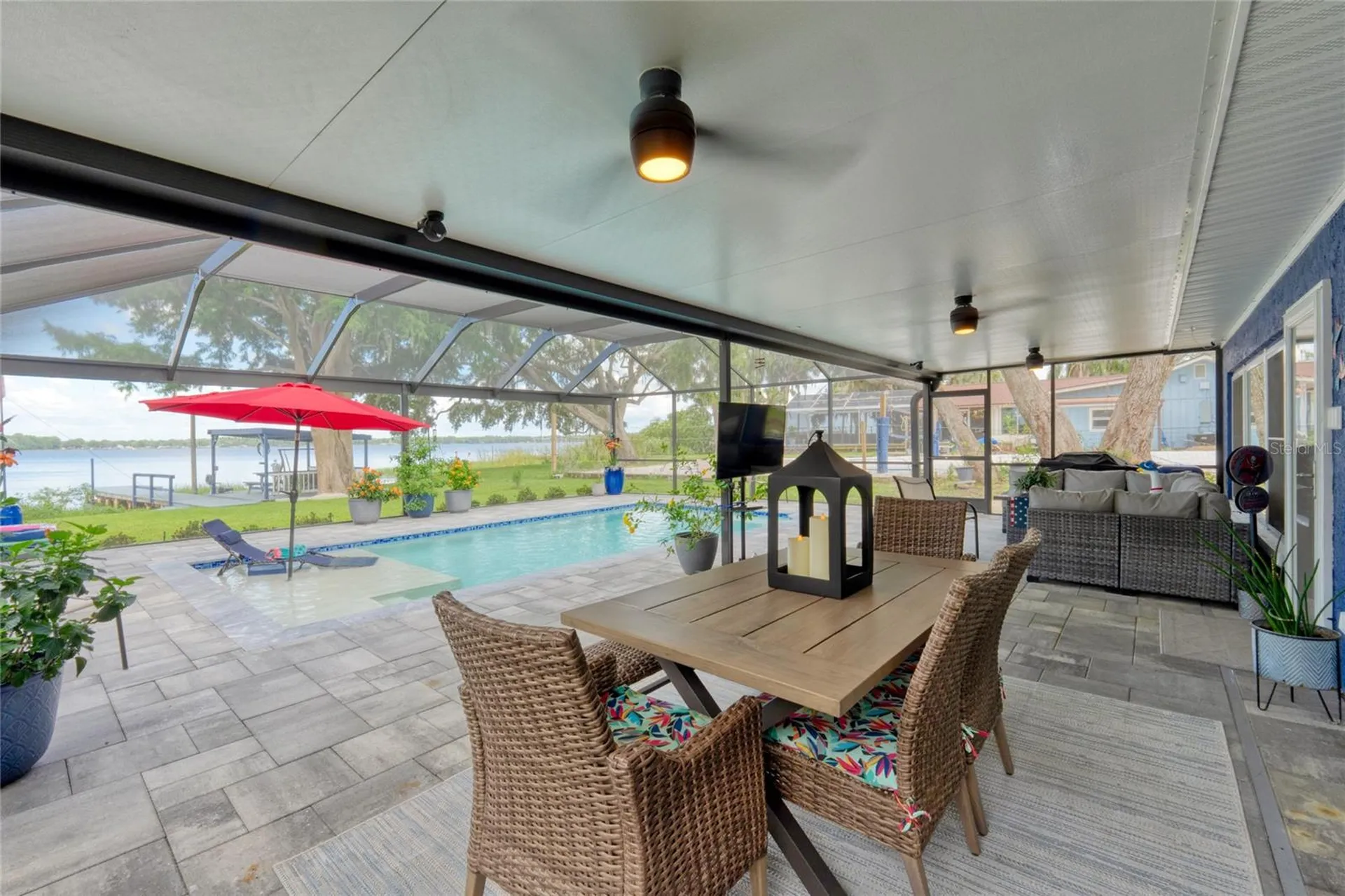 297 Lakeview Drive Tarpon Springs FL 34689