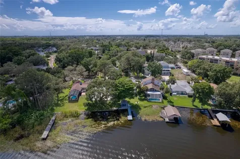 297 Lakeview Drive Tarpon Springs FL 34689