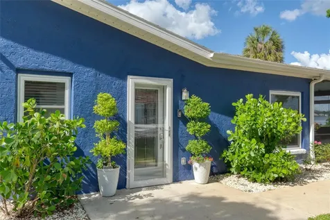 297 Lakeview Drive Tarpon Springs FL 34689