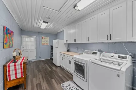 297 Lakeview Drive Tarpon Springs FL 34689