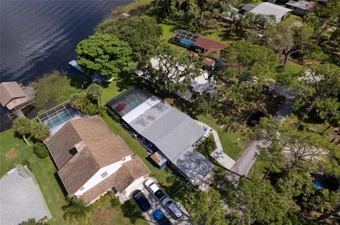 297 Lakeview Drive Tarpon Springs FL 34689