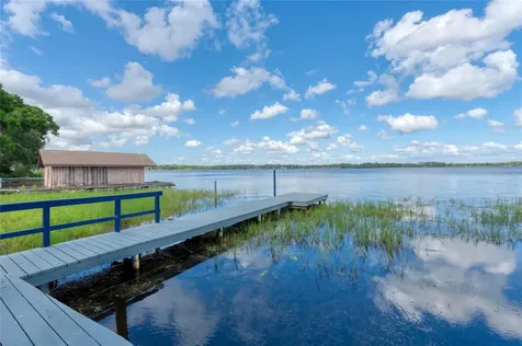 297 Lakeview Drive Tarpon Springs FL 34689
