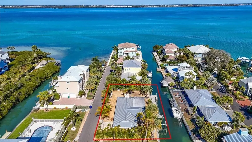834 Jungle Queen Way Longboat Key FL 34228