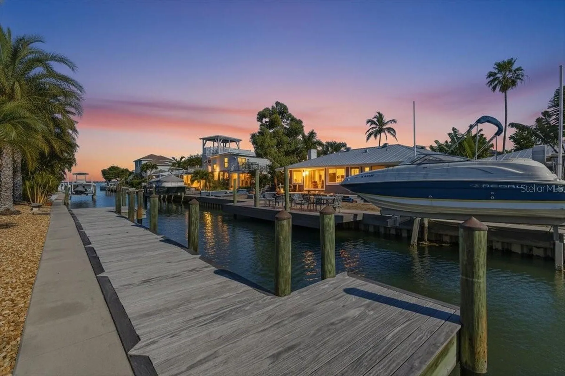 834 Jungle Queen Way Longboat Key FL 34228