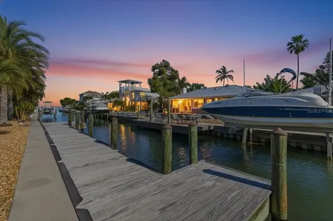 834 Jungle Queen Way Longboat Key FL 34228