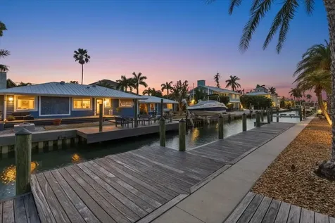 834 Jungle Queen Way Longboat Key FL 34228