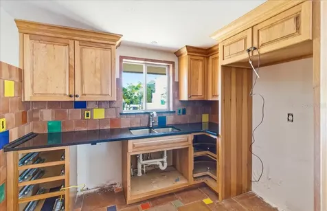 834 Jungle Queen Way Longboat Key FL 34228