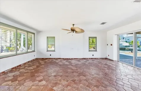 834 Jungle Queen Way Longboat Key FL 34228