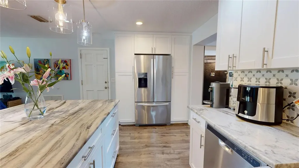2020 Yale Avenue Dunedin FL 34698