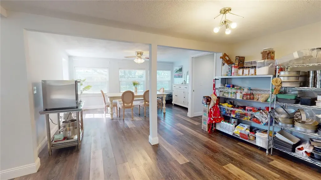 2020 Yale Avenue Dunedin FL 34698