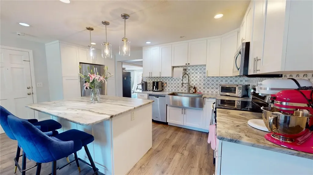 2020 Yale Avenue Dunedin FL 34698