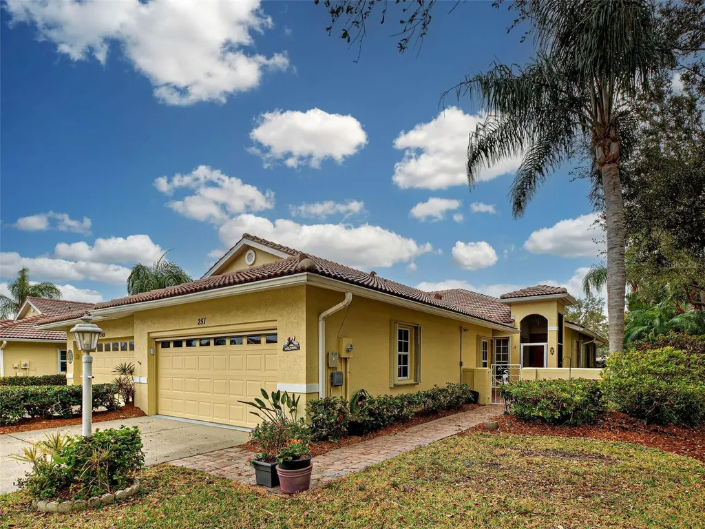251 Vista Del Lago Way Venice FL 34292