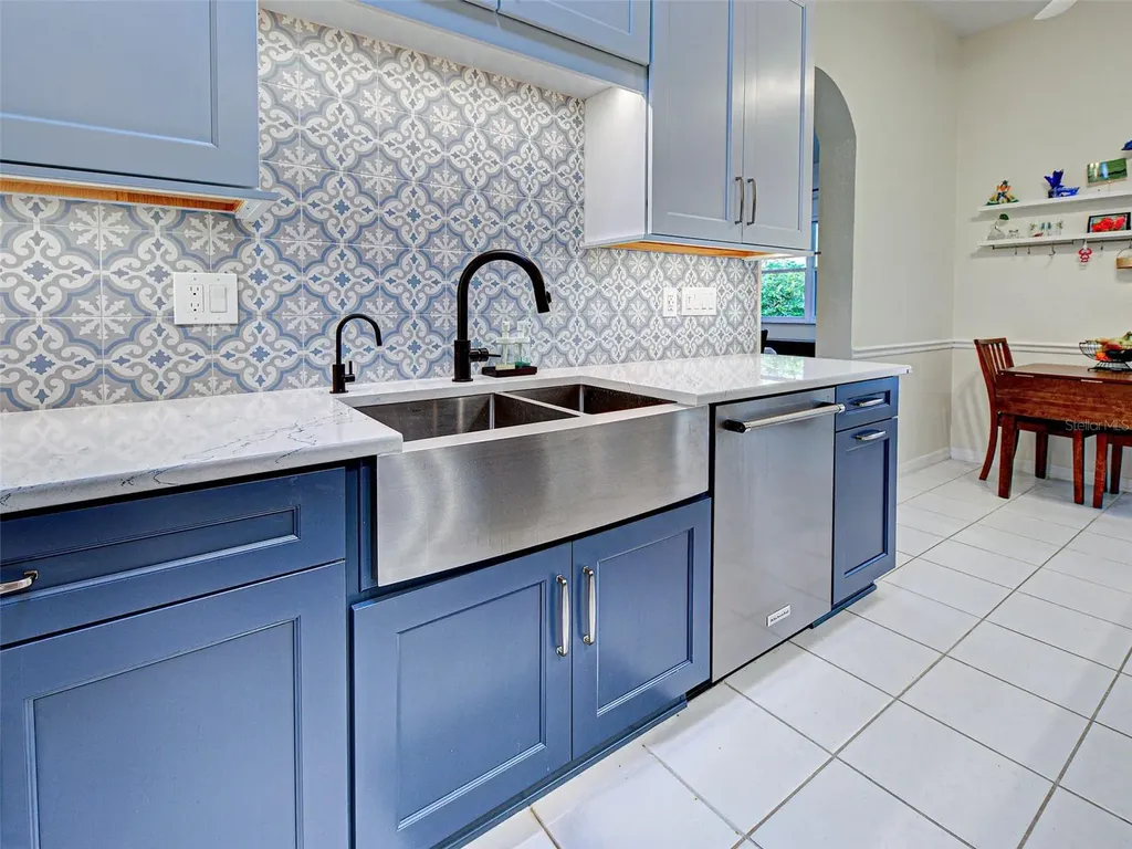 251 Vista Del Lago Way Venice FL 34292