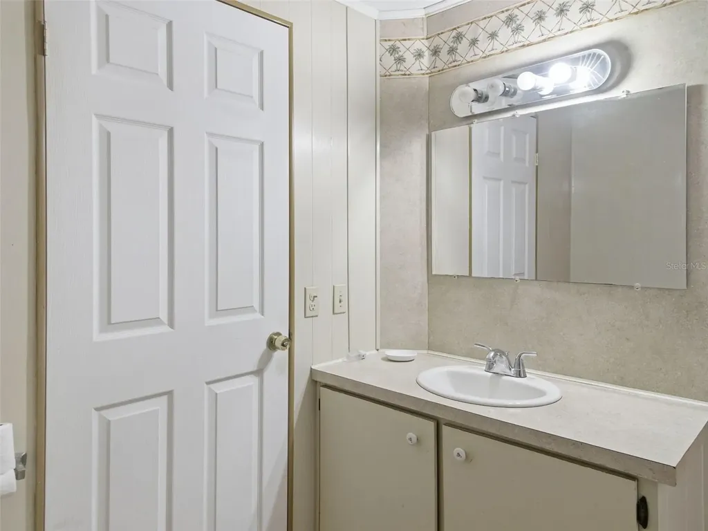 6930 County Road 214 Melrose FL 32666