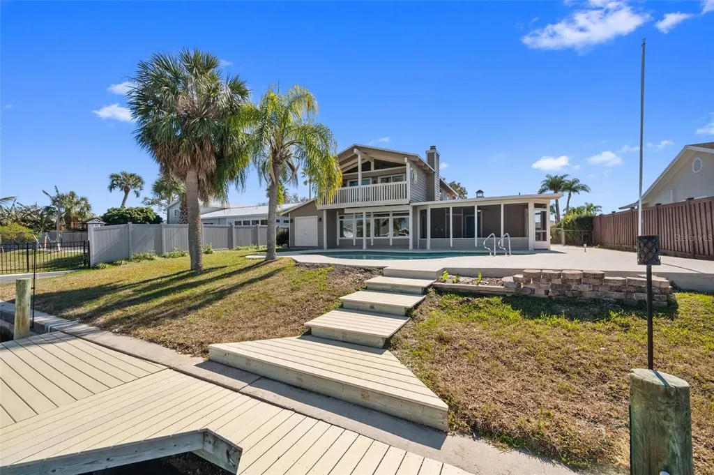 8461 Flagstone Drive Tampa FL 33615