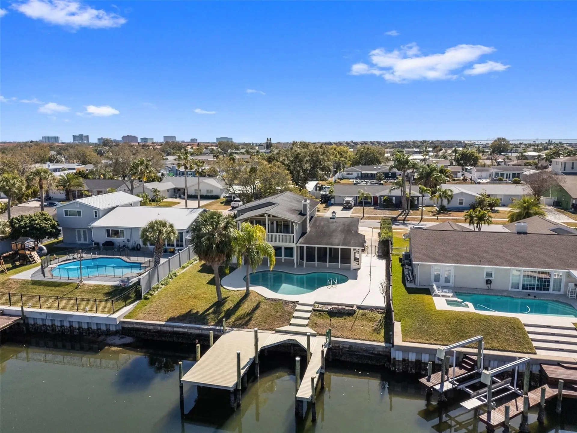 8461 Flagstone Drive Tampa FL 33615