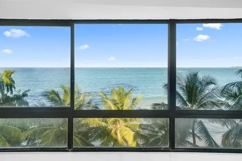 4123 Av Isla Verde Carolina PR 00979