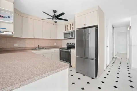 4123 Av Isla Verde Carolina PR 00979