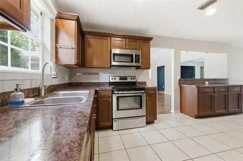 8521 NW 35th Lane Gainesville FL 32606