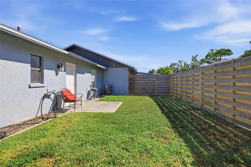 1524 & 1528 28th Street W Bradenton FL 34205