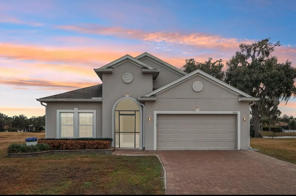 2700 Creekmore Court Kissimmee FL 34746
