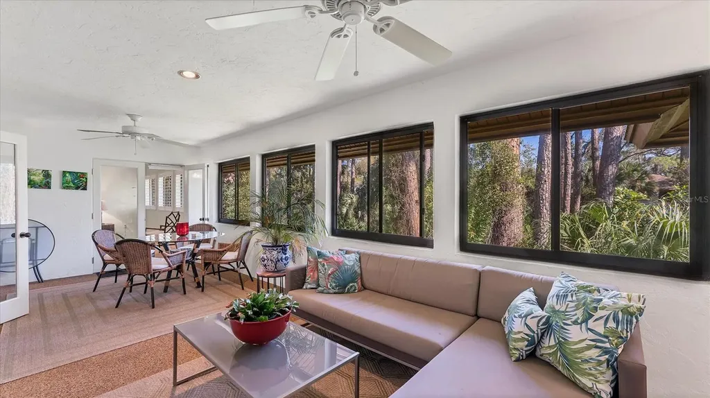 4957 Cross Creek Road Sarasota FL 34231