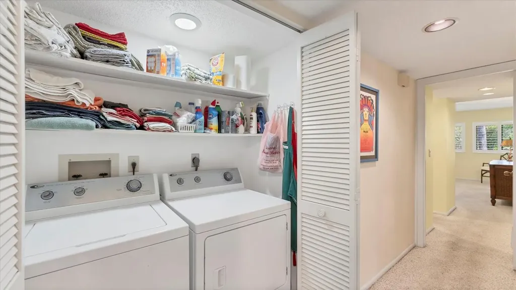 4957 Cross Creek Road Sarasota FL 34231