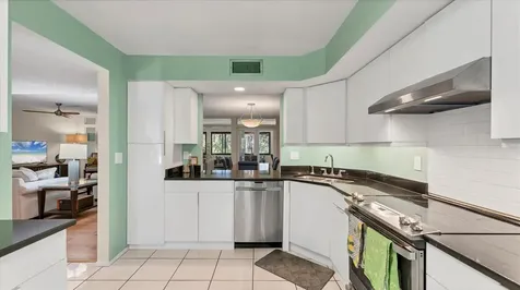 4957 Cross Creek Road Sarasota FL 34231
