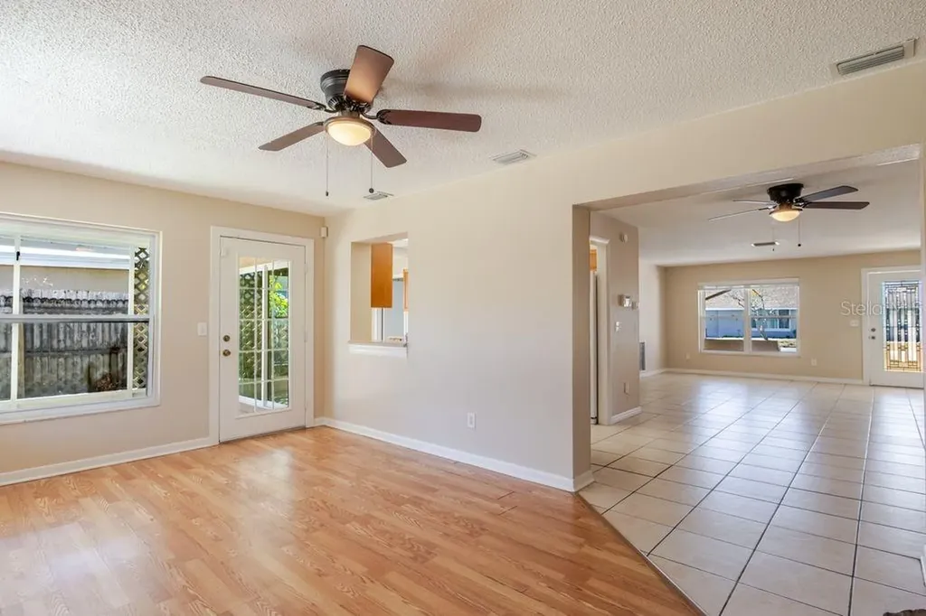 709 Lemonwood Drive Oldsmar FL 34677